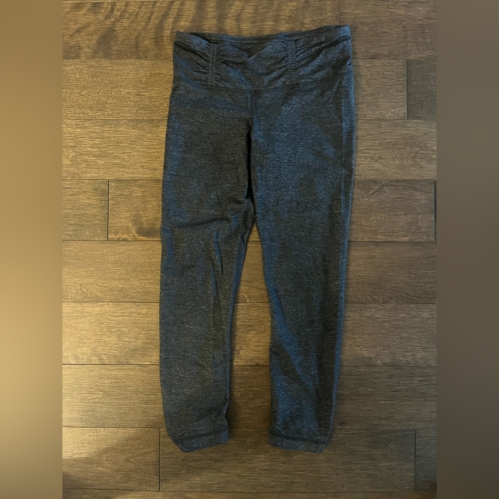 Lululemon capris pants